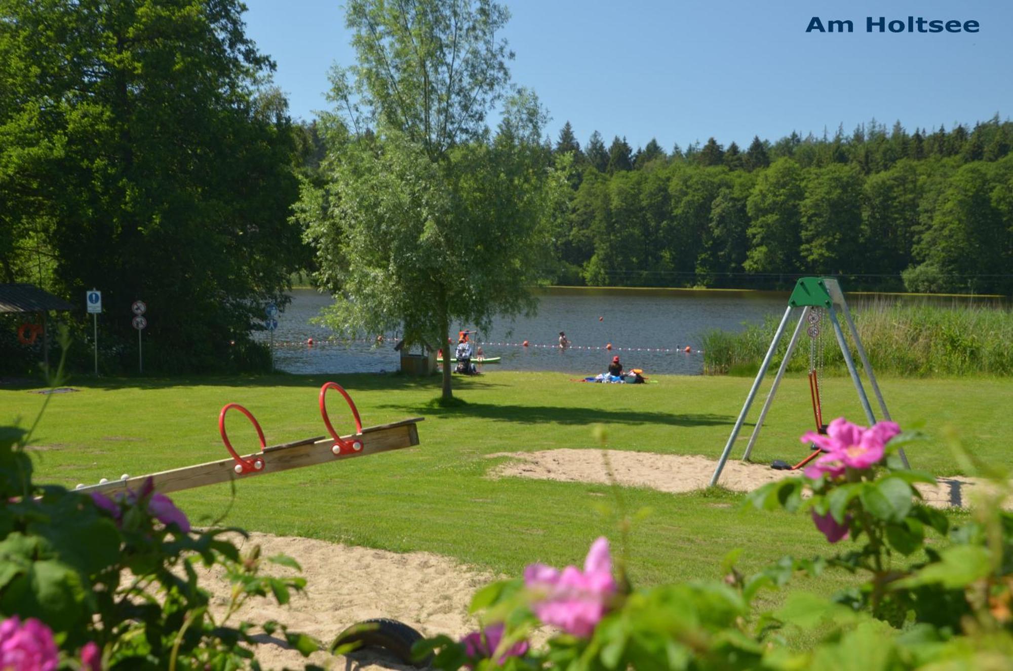 Ohm Apartment Holtsee Екстериор снимка
